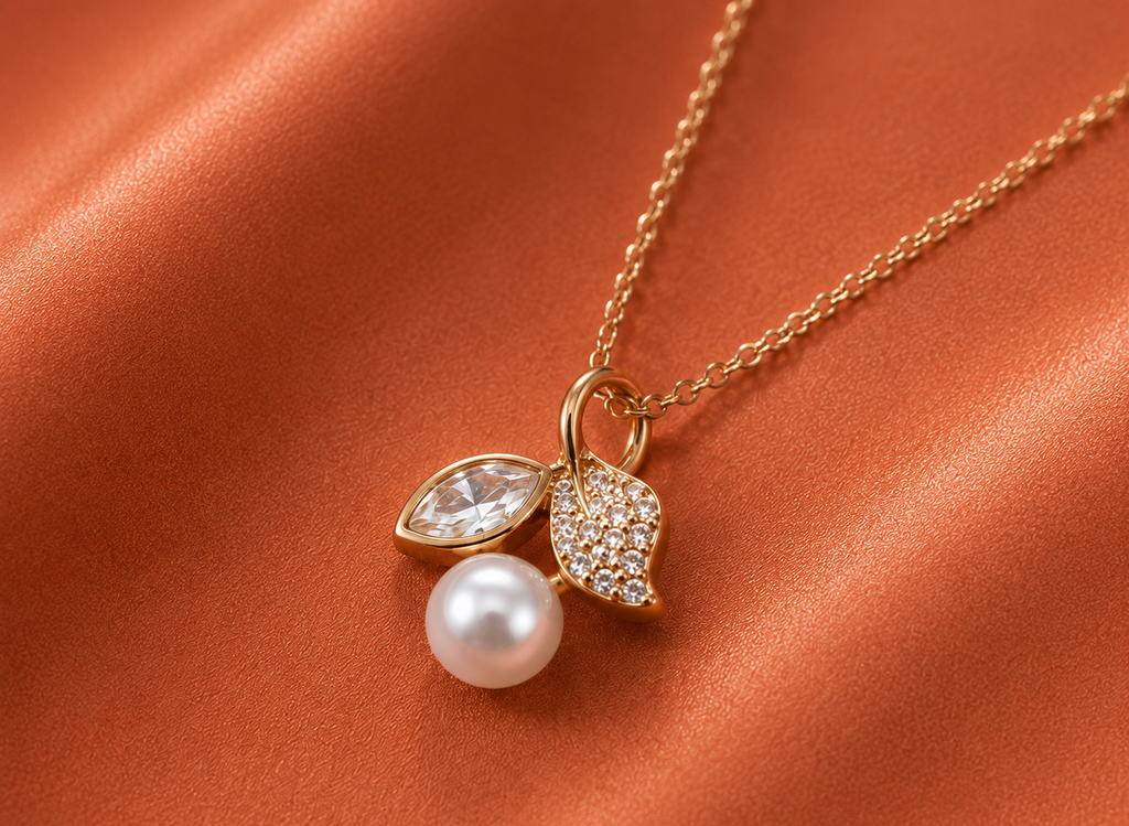 Pearl Leaf Necklace – Gold