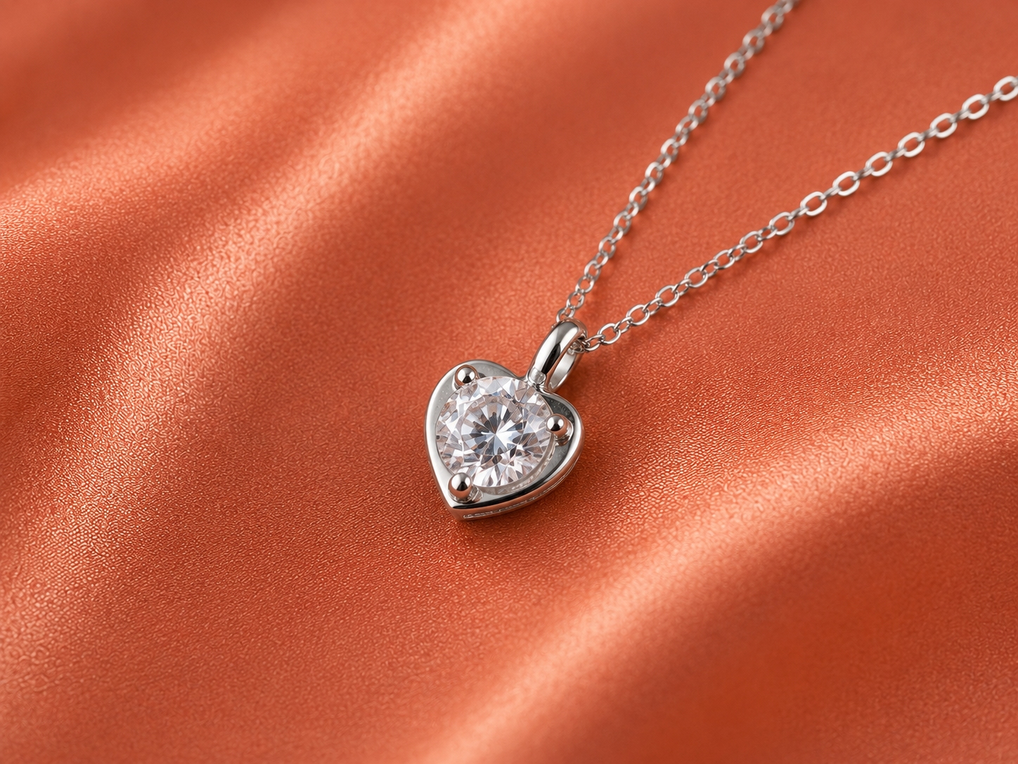 Minimal Silver Heart Necklace