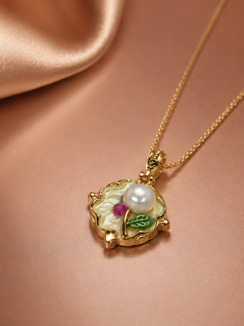 Pearl Bloom Floral Necklace – Gold