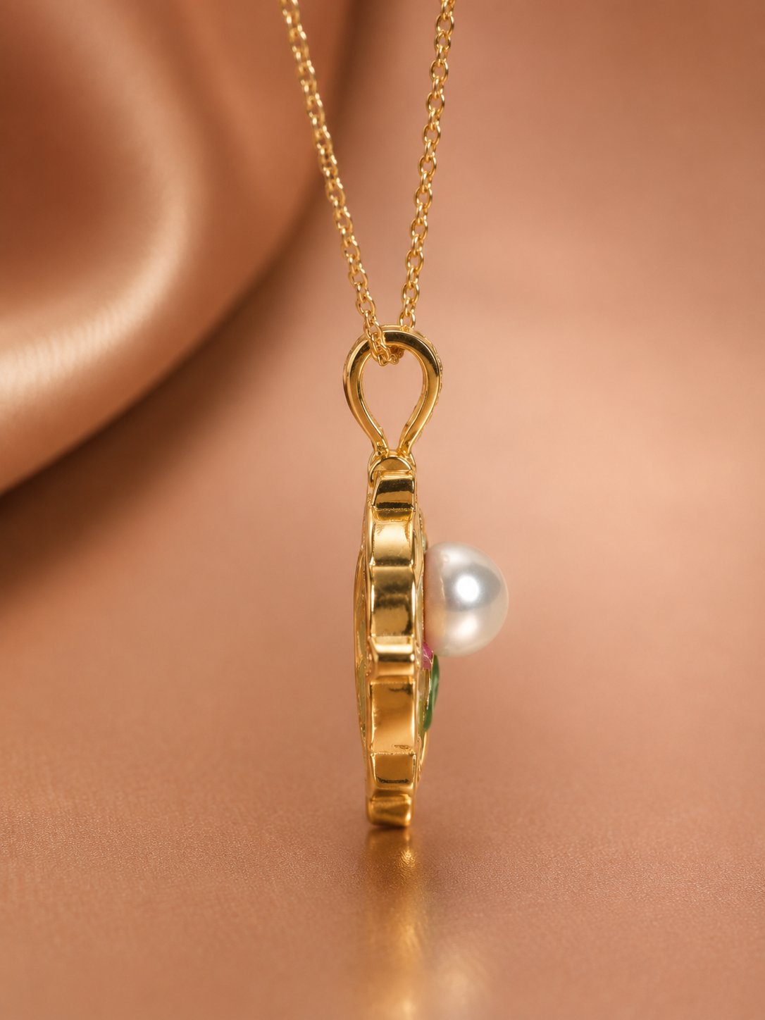 Pearl Bloom Floral Necklace – Gold